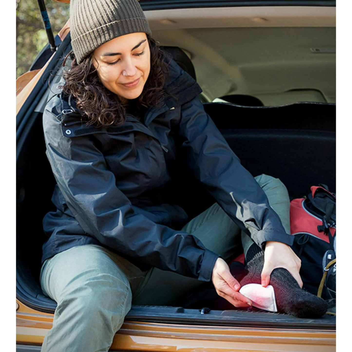 NFTIGB 100 Pack Foot Toe Warmers with Adhesive Backing, Air Activated Disposable Hand Warmer 8H Heat